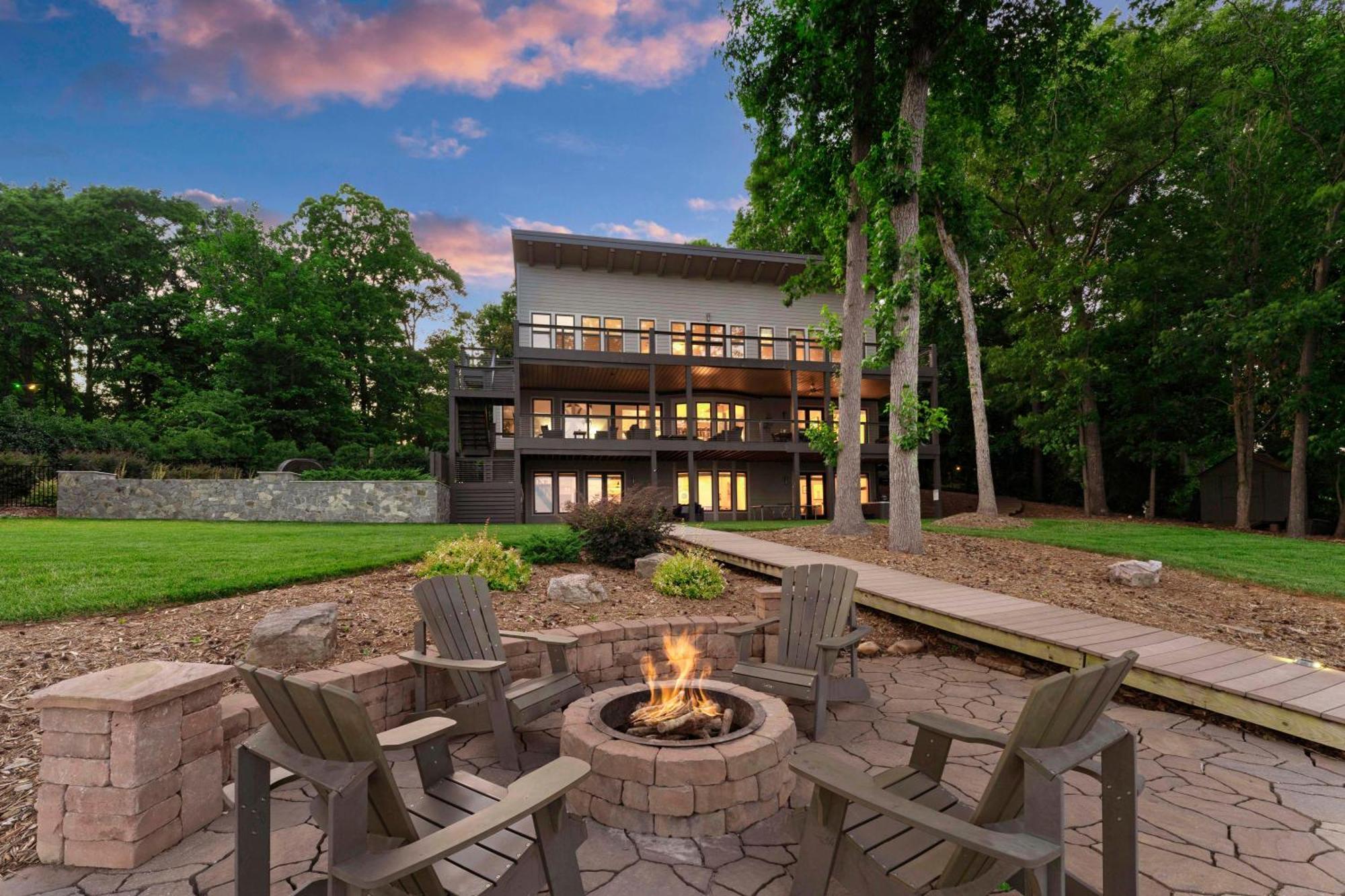 Lake Norman Getaway Mooresville Exterior photo