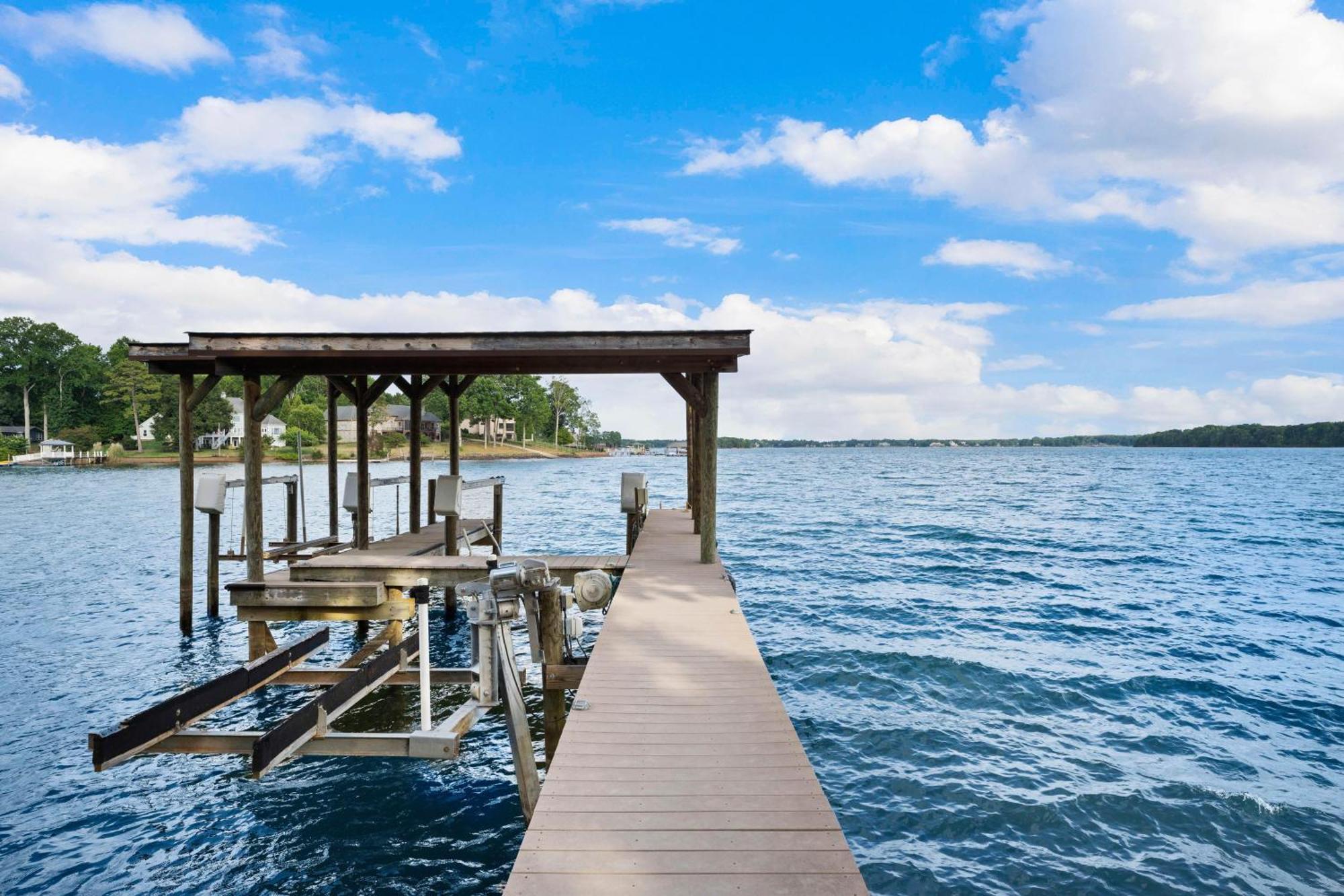 Lake Norman Getaway Mooresville Exterior photo